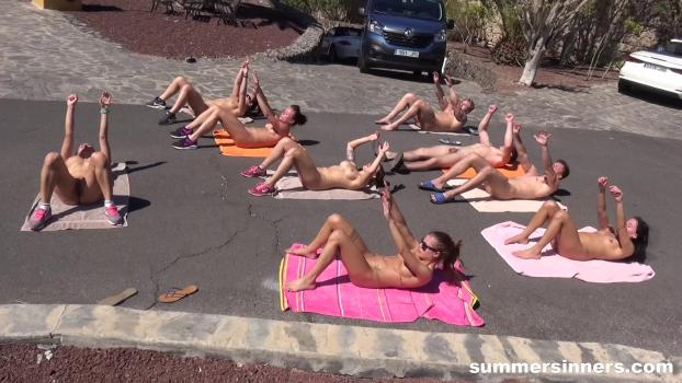 SummerSinners 20.01.17. Naked Yoga And SkinnyDipping. 1080p.