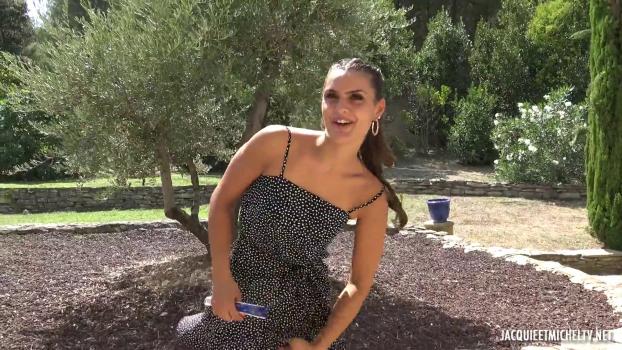 JacquieEtMichelTv 20.08.20. Claudia 23. Years Old FRENCh. 1080p.