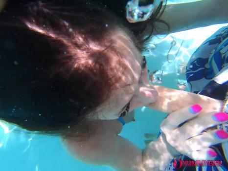 SofieMarie 20.10.09. Underwater Creampie. 720p.