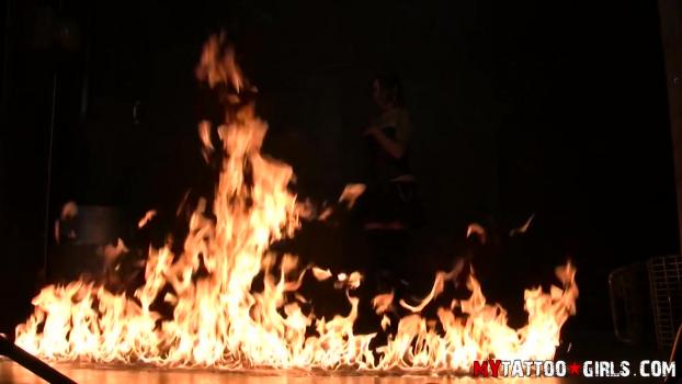AltErotic 17.09.15. Kitten Tattooed Babe Poses With Fire In a Photoshoot. 720p.