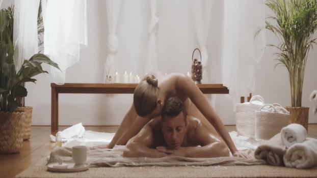 FrolicMe 23.08.10. Venera Maxima Slow Sensual Tantric Massage. 720p.
