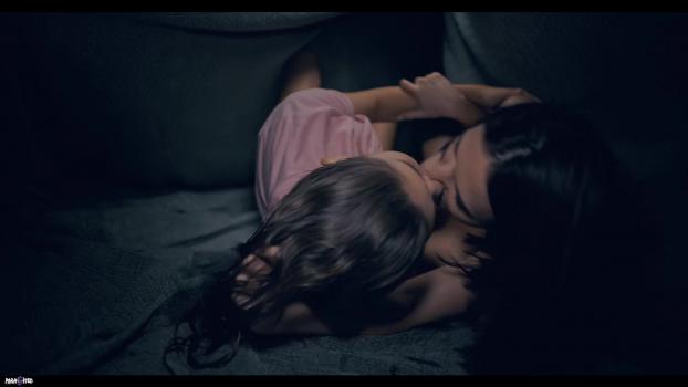 Parasited 23.06.02. Ellie Luna And Eve Sweet Bedtime Possession. 1080p.