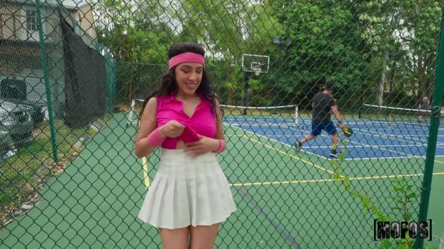 LetsPostIt 24.09.15. Selena IvyPickleball. 720p.