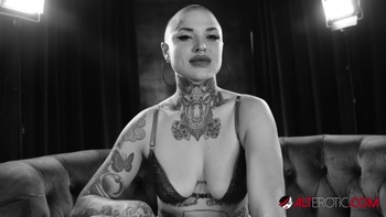 Alterotic 24. 01. 25. Titi Ramone Is Featured In A Sext Black And White Claxxxic Shoot GAPFiLL