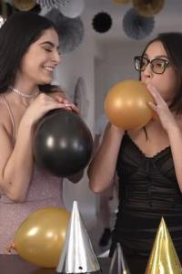 BrattySis 23. 12. 29. Angel Gostosa And Madison Wilde Happy Nude Year