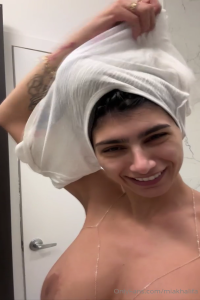 OnlyFans Mia Khalifa Shower Full Topless 4 21. 24