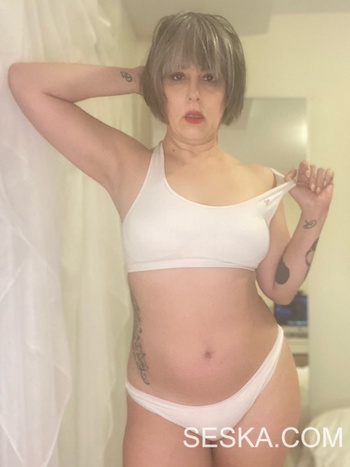 Seska com 22. 04. 22. Solo Sex In My White Bra And Thong iMAGESET LEWD