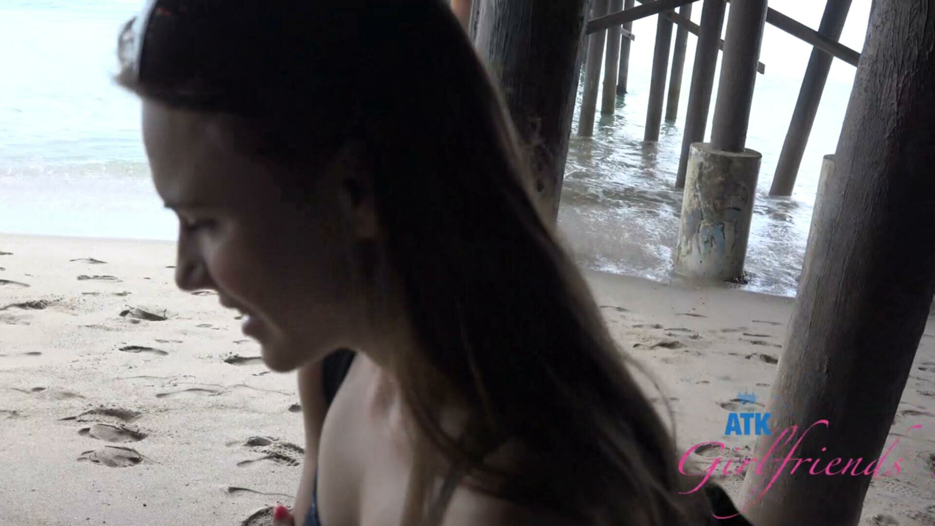 ATKGirlfriends.24.07.31.Rose.Carter.Malibu.1.XXX.1080p.MP4-WRB[Xv