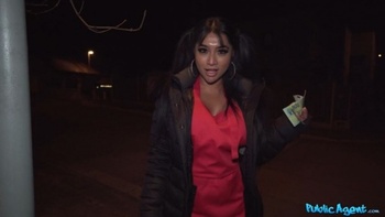 PublicAgent Yasmina Khan My Rizz Gets Her Wet 24. 02. 2024