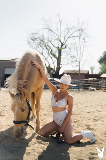 PlayboyPlus com 21. 07. 26. Mia Valentine Ready To Ride iMAGESET LEWD