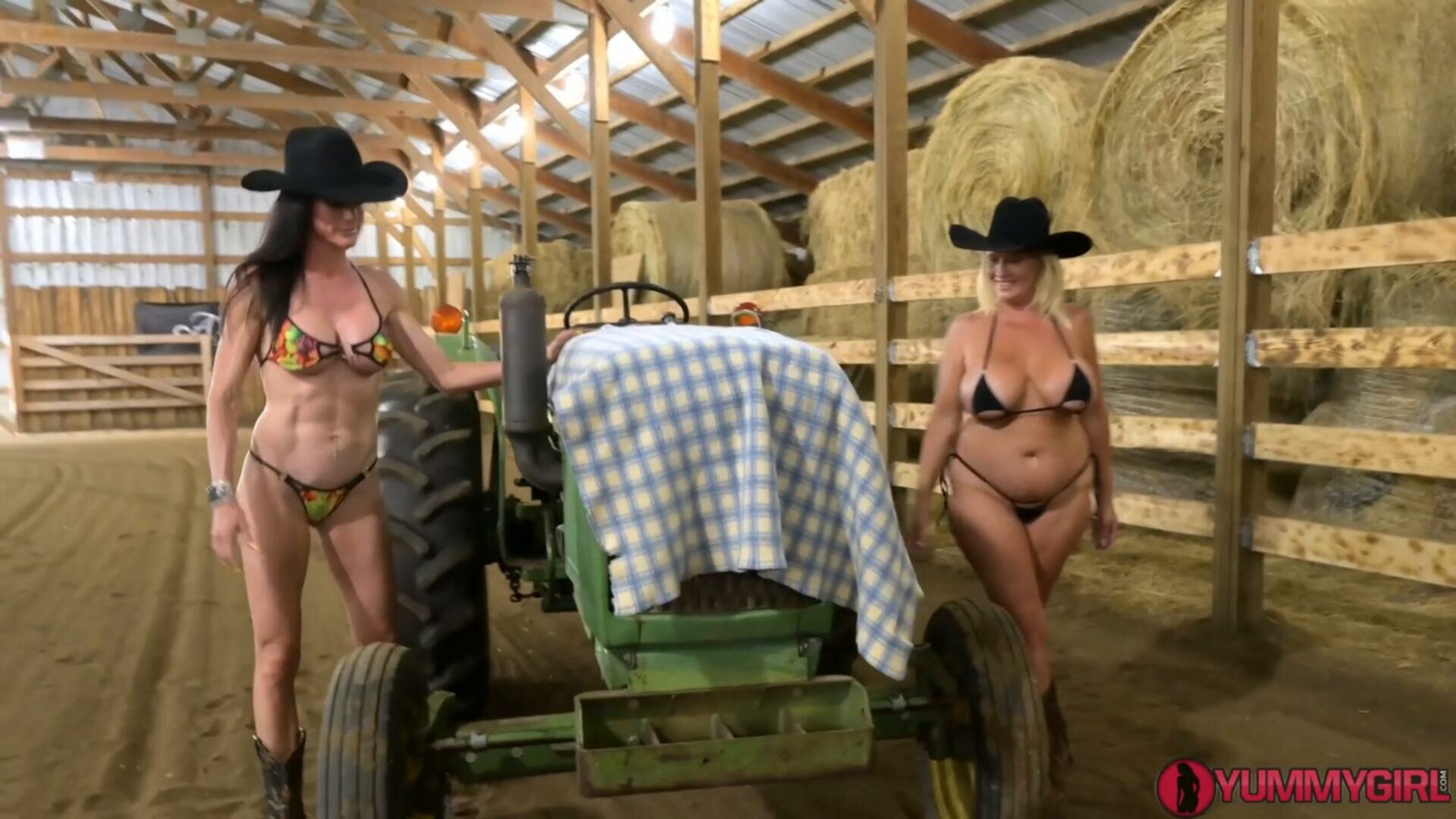 Screen №3 SofieMarieXXX 24. 01. 05. Ranch Mamas Tractor Test Drive With Maddie Cross