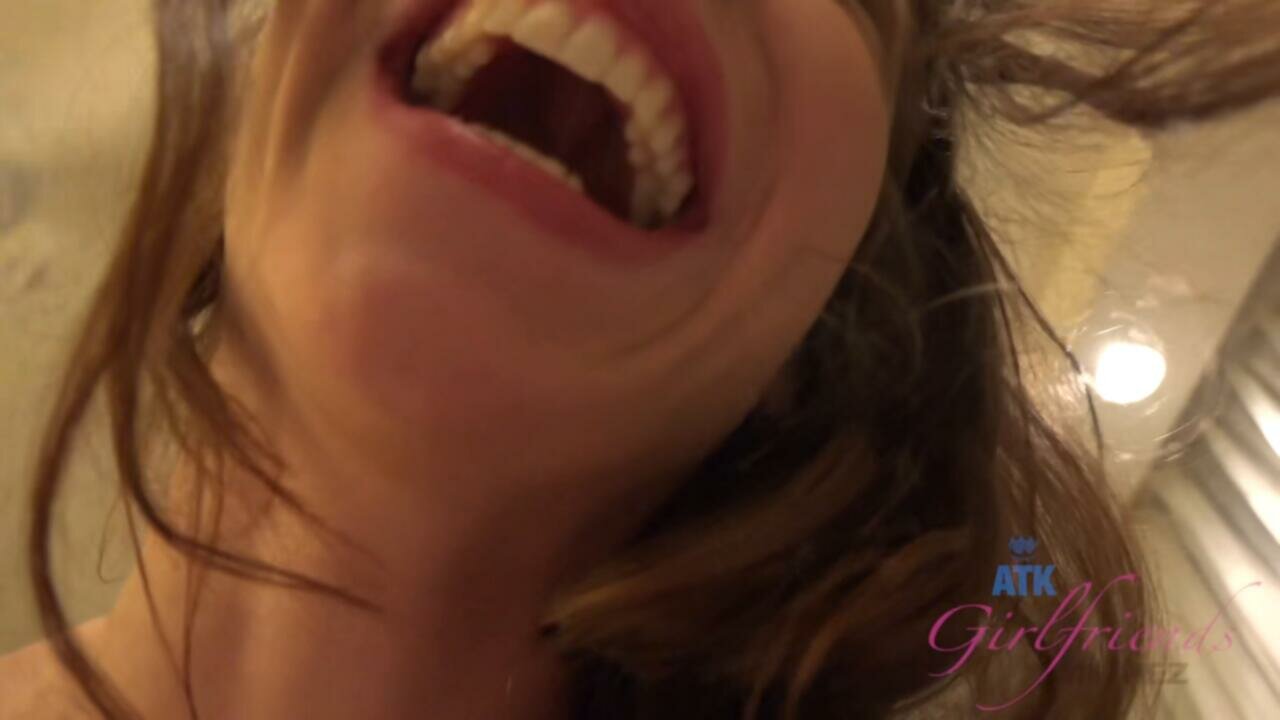 Screen №4 ATKGirlfriends 23. 12. 20. Anya Olsen Compilation