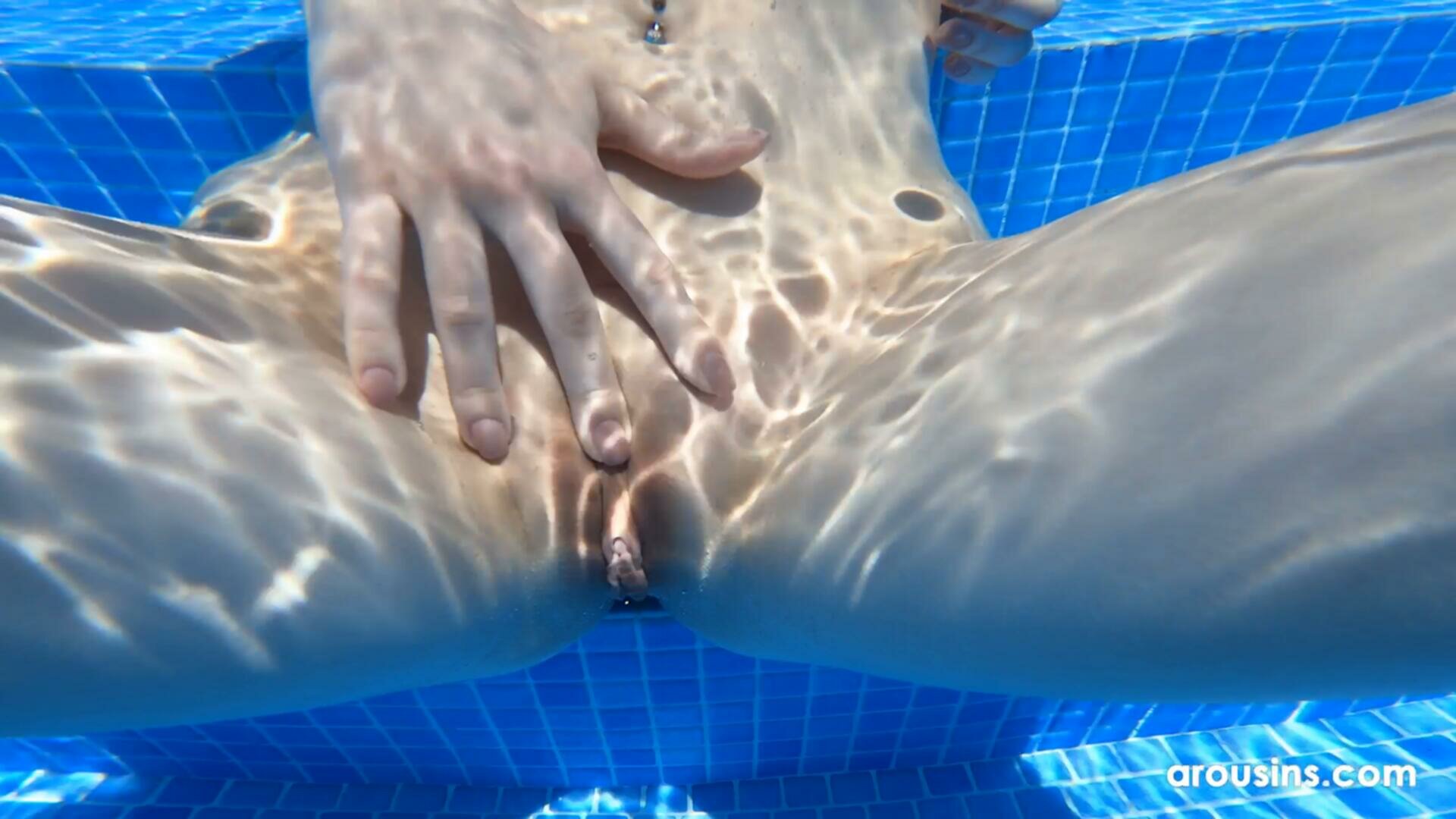 Screen №3 Arousins 24. 01. 30. Kate Quinn Footjob In The Pool